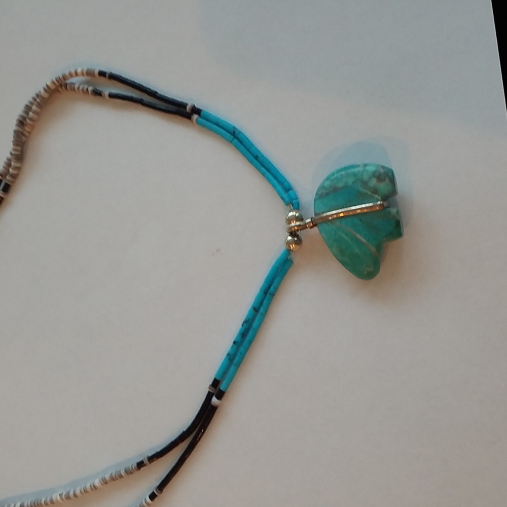 Southwestern Indian Turquoise, Silver , and Bead Animal Fetish Necklace. - Picture 2 of 7